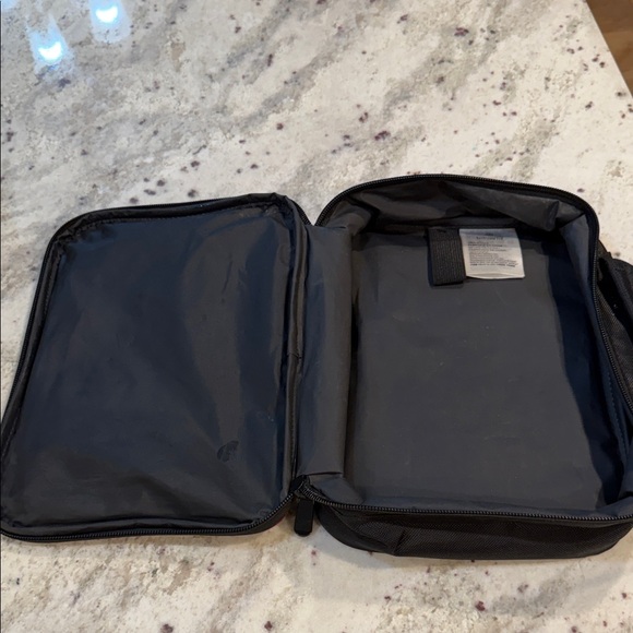 Nike Men's Black Lunch Bag with Red Accents - Picture 7 of 9